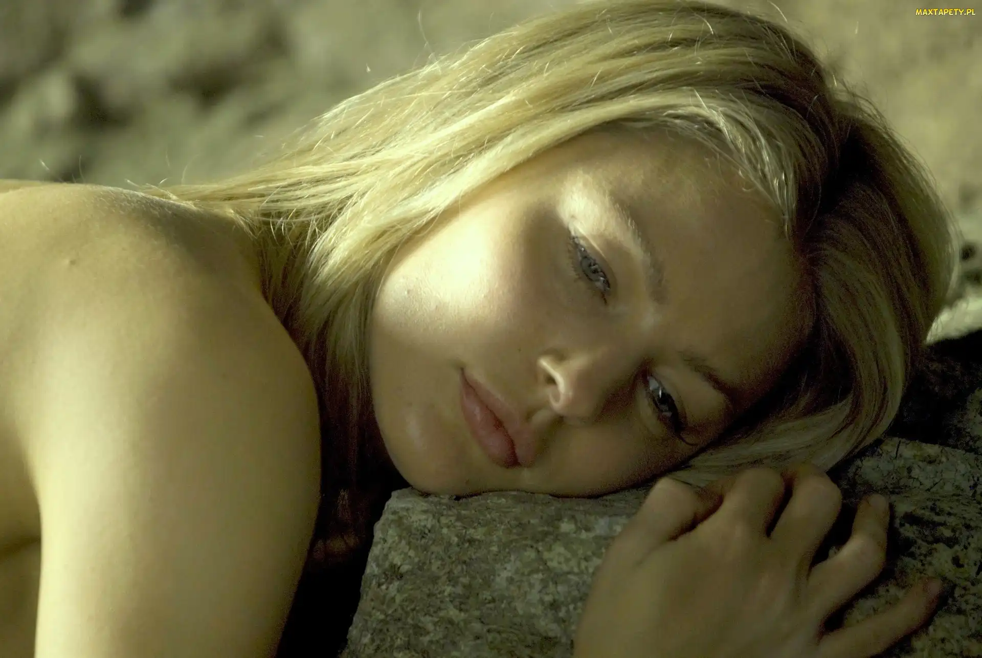 Legend of the Seeker, Aktorka - Tabrett Bethell, Miecz Prawdy