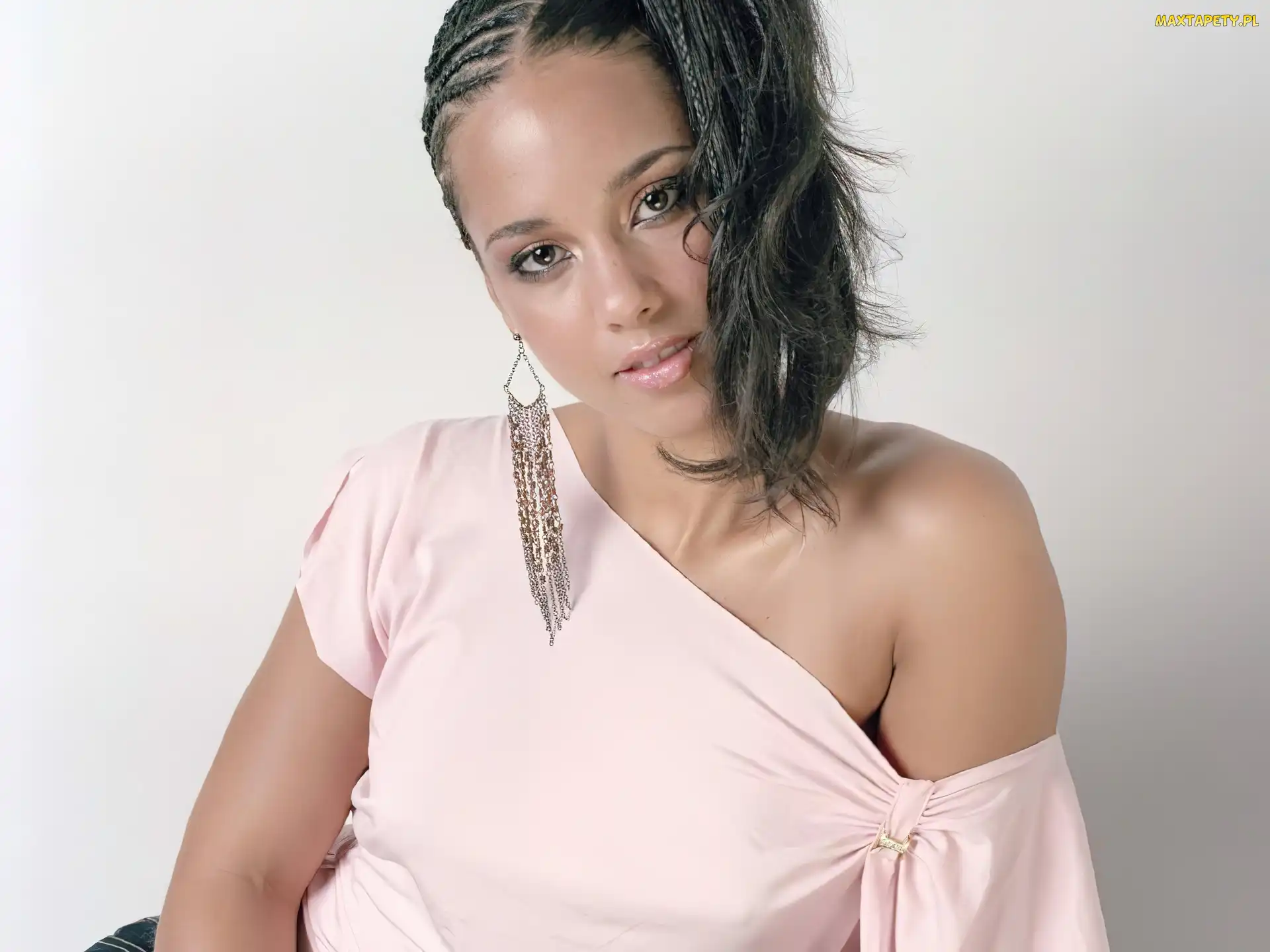 Alicia Keys, Piosenkarka