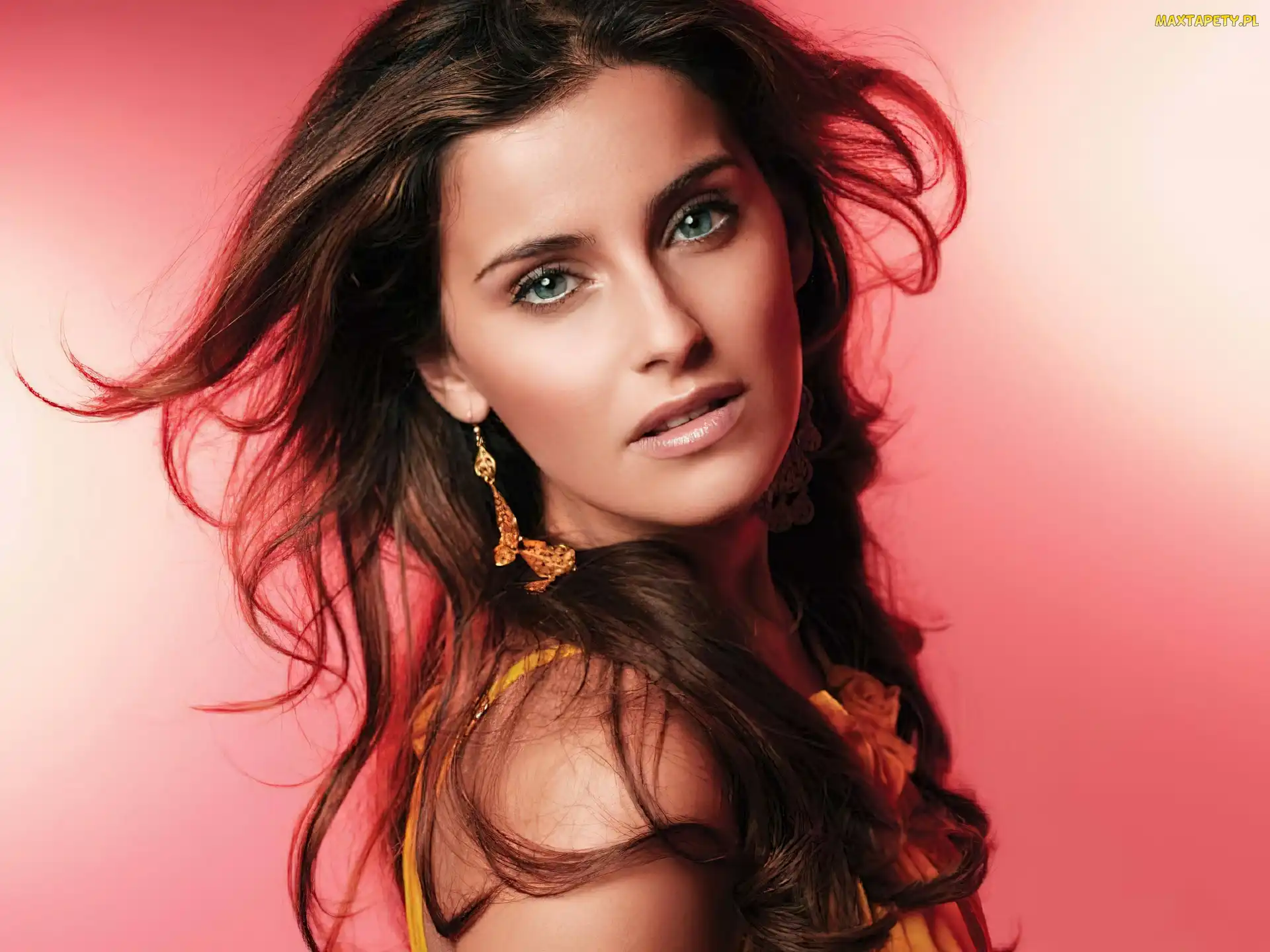 Rozwiane, Włosy, Nelly Furtado