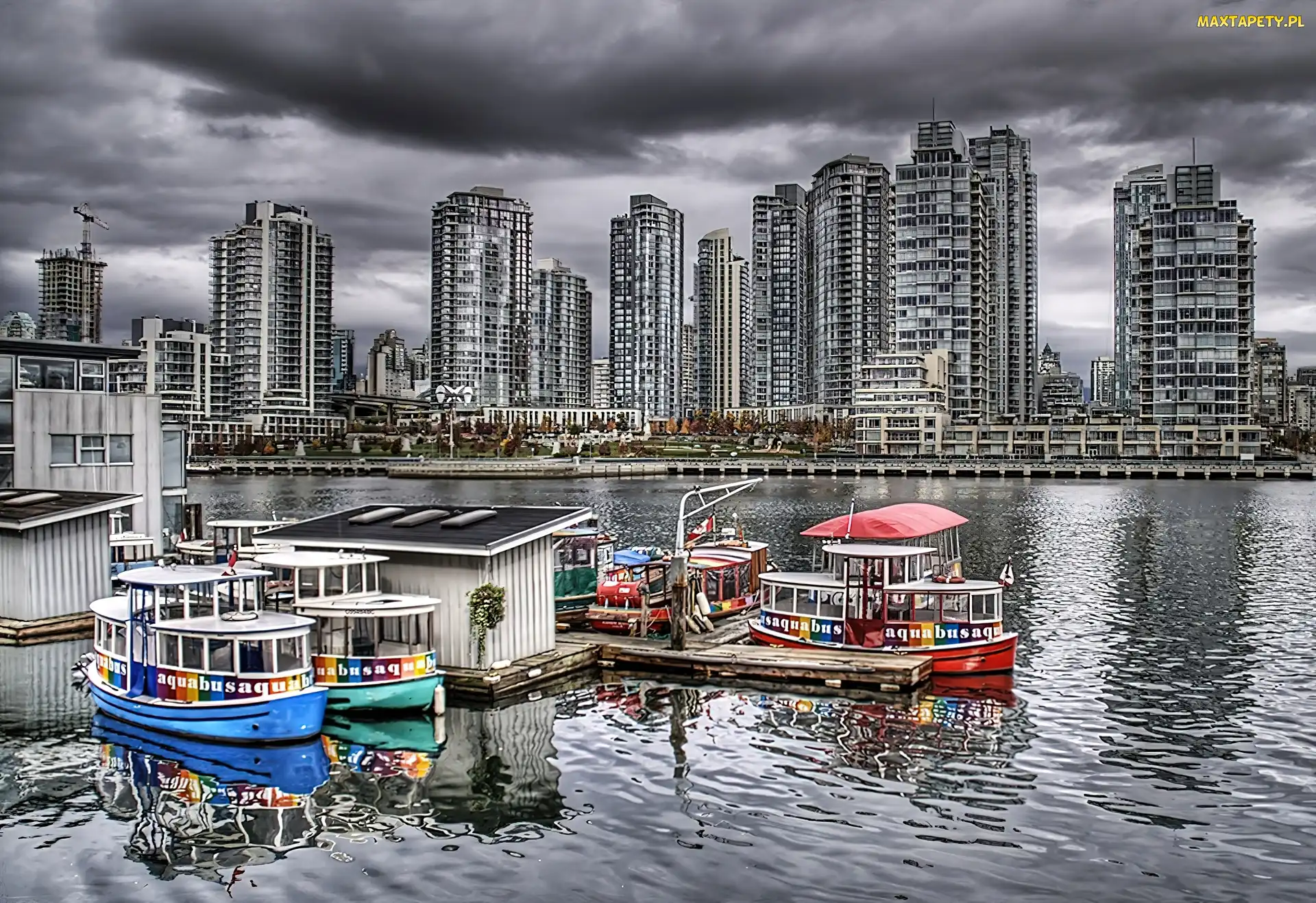 Kanada, Vancouver, Łodzie, Rzeka, Wieżowce, Granvill Island