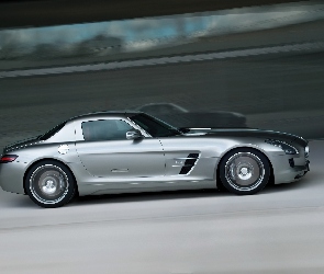 Strona, Mercedes Benz SLS, Prawa