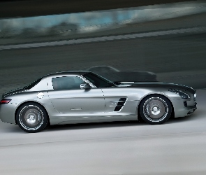 Prawa, Mercedes Benz SLS, Strona