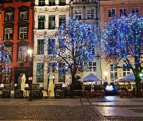 Lampki, Drzewa, Gdańsk, Świąteczne, Kamienice, Miasto, Noc
