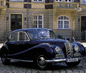 BMW 502