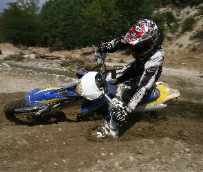 Kask, Arai, Husaberg FE570