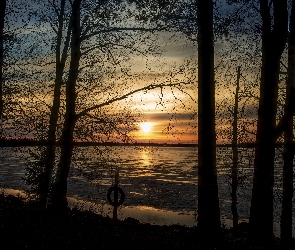 Zachód słońca, Drzewa, Jezioro