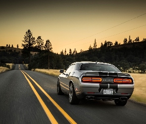 Challenger, SRT, Dodge