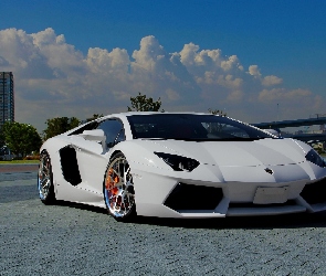 Samochód, Lamborghini Aventador