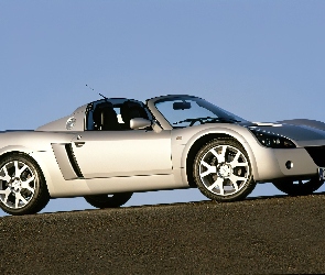 Srebrny, Opel Speedster