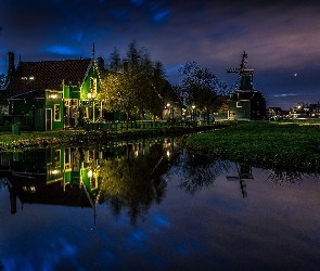Odbicie, Wiatrak, Holandia, Zaanse Schans, Noc, Dom