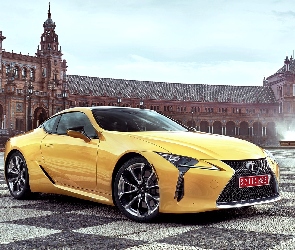 Lexus LC500, Sewilla, Żółty