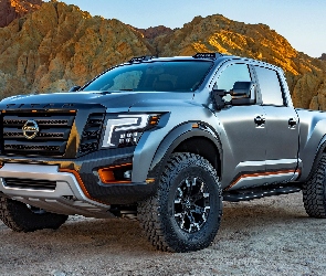 Nissan Titan Warrior, Góry