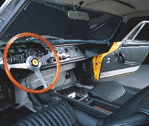 Ferrari 275, Wnętrze