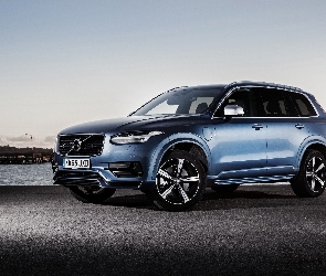 2016, Volvo XC90 T8