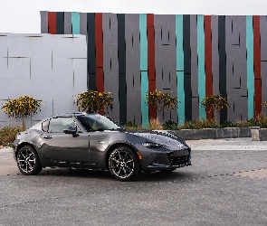 Mazda MX-5 Miata RF, 2017, Samochód