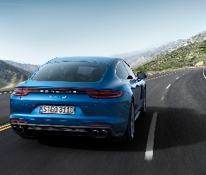 Porsche Panamera 4S, 2017, Niebieskie