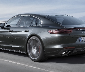 Porsche Panamera Turbo, 2016