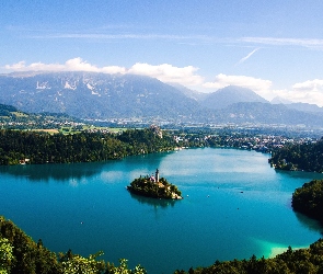 Chmury, Drzewa, Góry Alpy Julijskie, Słowenia, Jezioro Bled, Wyspa Bled