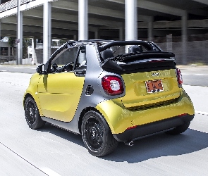 Ulica Smart Fortwo, 2017, Żółty, Smart Fortwo Cabrio