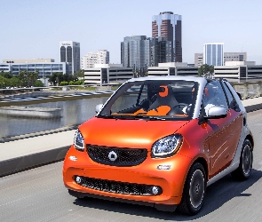 Smart Fortwo Cabrio, Wieżowce, Ulica, 2017