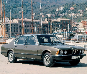 koła , maska, opony , światła, BMW E23