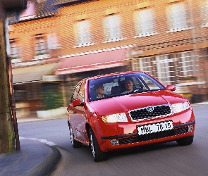 Skoda Fabia, Lampy Przód