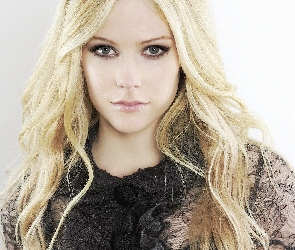 Kanadyjska, Avril Lavigne, Piosenkarka