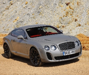 Bentley Continental GTC, Wnętrze, Czerwone