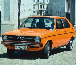 Pomarańczowe, Reklama, Audi 50