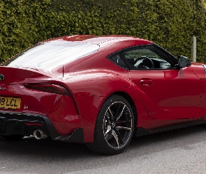 Czerwona, Toyota Supra