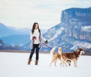 Zima, Góry, Dwa, Dziewczyna, Psy, Siberian husky