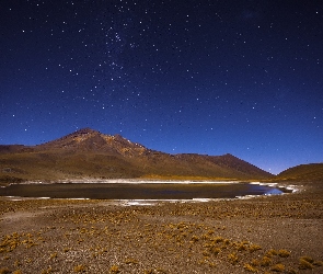 Płaskowyż Atakama, Gwiazdy, Góry, Jezioro Laguna Miniques, Chile