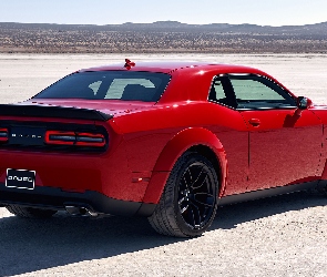 Czerwony, Dodge Challenger RT