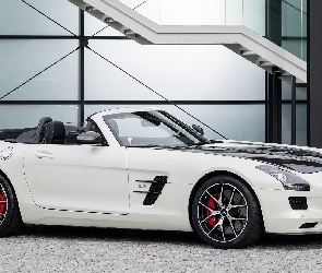 Mercedes-Benz SLS AMG GT, Bok, Biały