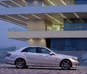 Mercedes Benz E63, Miasto, AMG