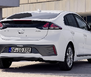 Hyundai IONIQ Plug-in