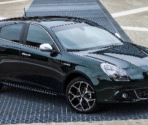 Alfa Romeo Giulietta, Bok