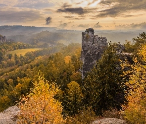 Jesień, Park Narodowy Saskiej Szwajcarii, Niemcy, Drzewa, Góry Połabskie, Skały
