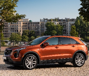 Cadillac XT4 350D, Bok