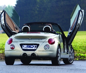 Daihatsu Copen, Spojler, Tył