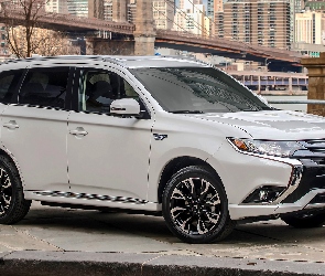 2017, Mitsubishi Outlander