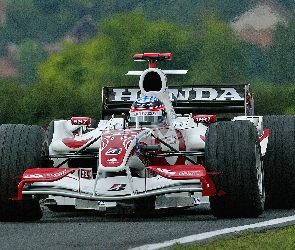 spojler, koła, bolid, Formuła 1, opony, kask