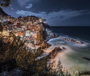 Zatoka, Cinque Terre, Domy, Manarola, Włochy, Kolorowe, Noc, Światła, Chmury, Morze Liguryjskie
