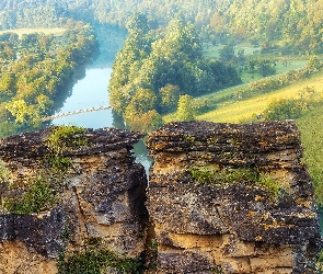 Niemcy, Hessigheim, Mgła, Badenia-Wirtembergia, Rzeka Neckar, Most, Winnice, Drzewa, Skały, Las