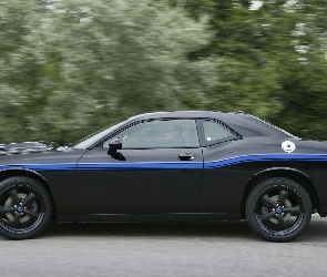 Czarny, Dodge Challenger