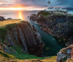 Portsalon, Zachód słońca, Fanad Head Lighthouse, Irlandia, Skały, Latarnia morska, Morze