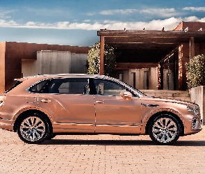 Bok, Willa, Bentley Bentayga EWB