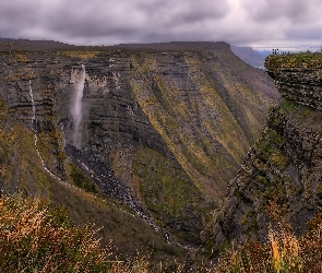 Wąwóz, Trawa, Góry, Salto del Nervion, Amurrio, Wodospad, Hiszpania, Park Przyrody Sierra de Orduna