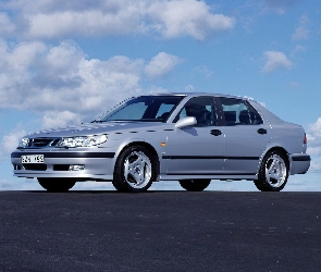 Saab 9-5