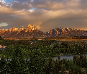 Góry, Wyoming, Chmury, Stany Zjednoczone, Park Narodowy Grand Teton, Drzewa, Teton Range, Rzeka, Snake River